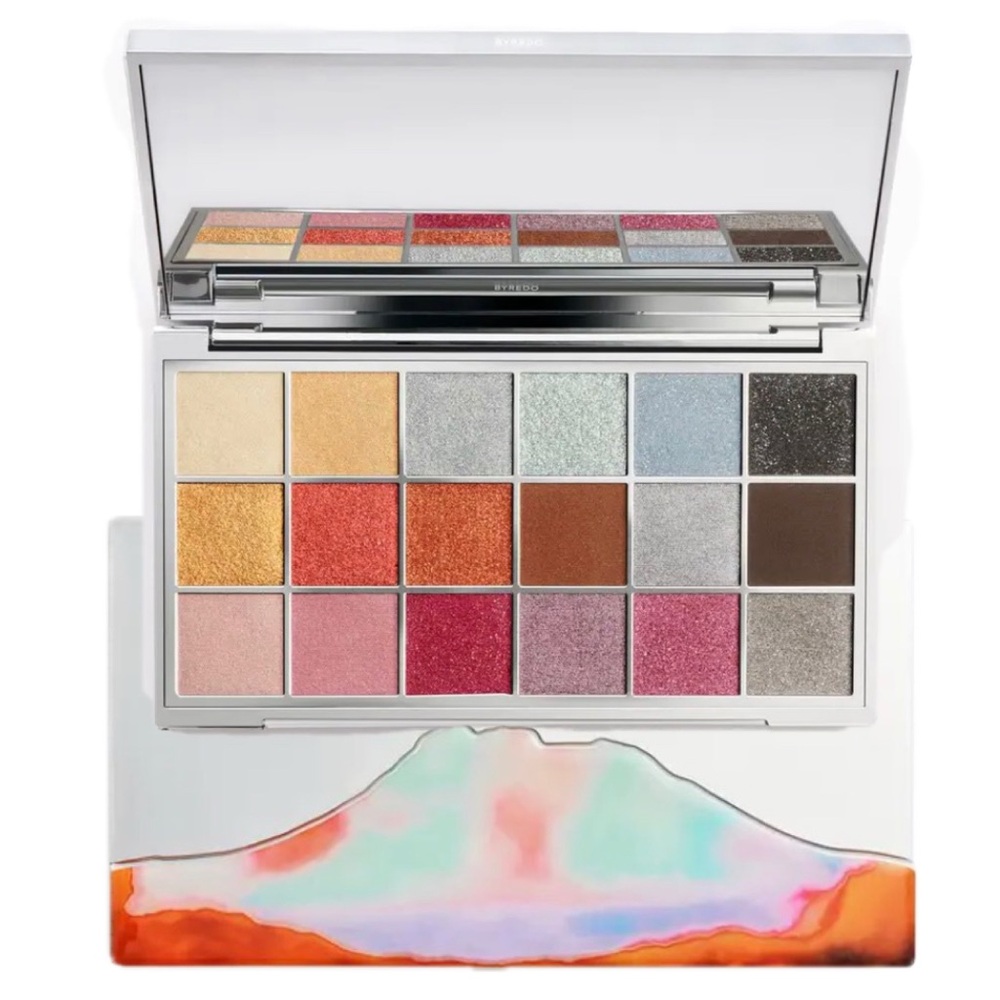 NEW✅BYREDO Vesuvio Eyeshadow Palette